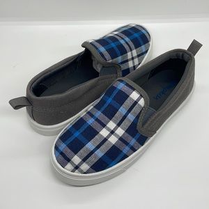 Oomphies plaid slip-ons (13kids)
